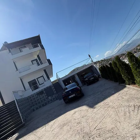 Estia * Sarandë
